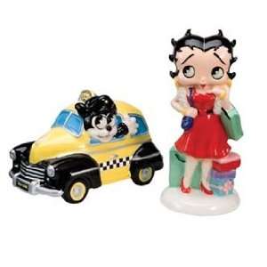  Betty Boop Shopping Taxi Cab Salt and Pepper Shakers 