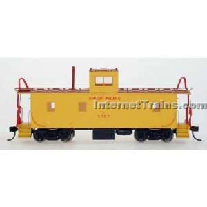   HO Scale CA 3 Caboose   Union Pacific Yellow (Early) Toys & Games