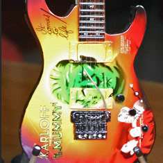 Miniature Guitar Kirk Hammett Metallica Karl of Mummy  