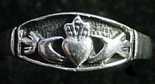 0984 New Buffy The Vampire Slayer Silver CLADDAGH RING  