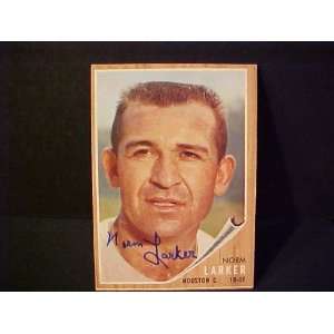  Norm Larker Houston Colts #23 1962 Topps Autographed 