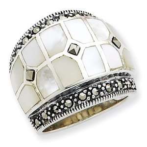  Sterling Silver Marcasite & Mother of Pearl Ring Size 8 