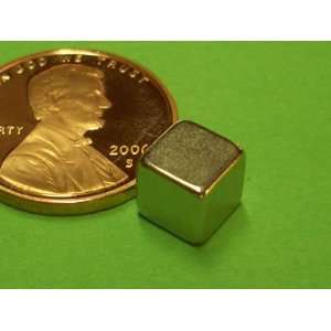   ® Magnets   1/4 Rare Earth Cube, Package of 20