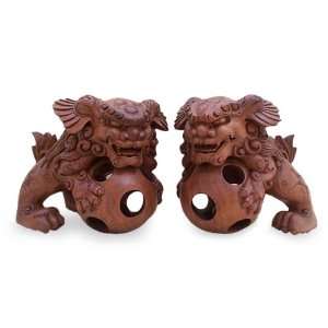 Chinese Lions, statuettes (pair)