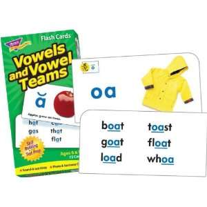   Trend Enterprises Vowels and Vowel Teams Flash Cards