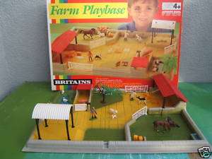 BRITAINS No.4713 FARMYARD RARE VN MIB  