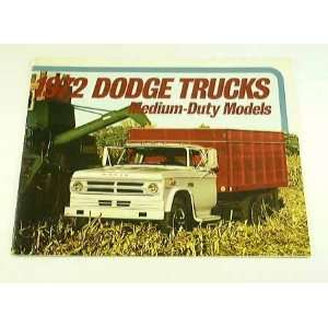  1972 72 DODGE MEDIUM DUTY Truck BROCHURE D800 C600 W600 