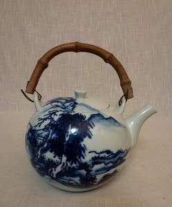 Vintage Japanese Hand Painted Porcelain Teapot Wuth Bamboo Handle 