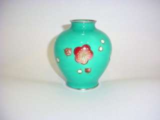 Description An Ando signed Japanese cloissone vase with a floral 