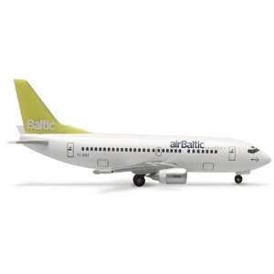  Herpa Air Baltic B737 500 New Colors 1/500 Toys & Games