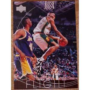   97 Upper Deck #176 Shawn Kemp The Game in Pictures