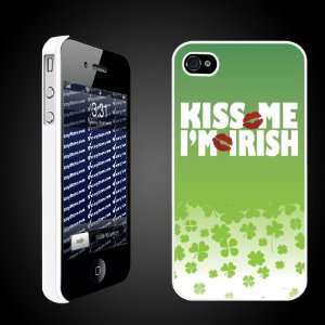 St. Patricks Day Irish Designed Kiss Me, Im Irish   iPhone Hard 