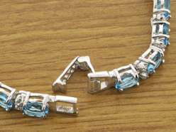 925 Silver 12.1 Ct Natural Blue Swiss Topaz Bracelet  