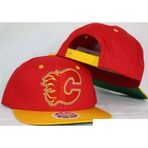  Calgary Flames Snapback Big Logo Red / Yellow Two Tone 