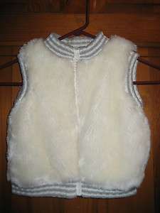 The Childrens Place vest, size 36 months, 3T, Furry, white, with 