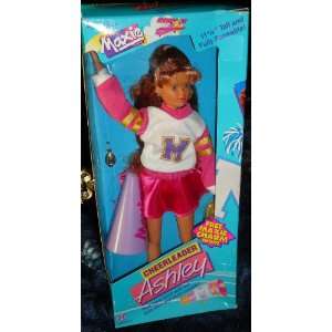  Maxie Cheerleader  Ashley Doll Toys & Games