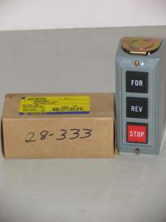 Square D Model 9001BG302 3 Button Control Box  