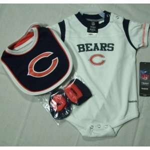 Chicago Bears Reebok Infant 3 Piece Creeper Bib Bootie Set 