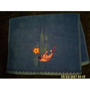  BLUE FISH DESIGN BATH HAND TOWELS