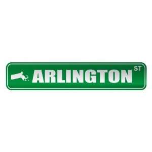   ARLINGTON ST  STREET SIGN USA CITY MASSACHUSETTS