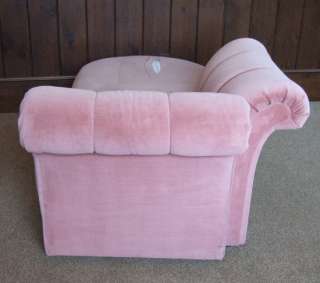   Pink Chaise Lounge Retro Velvet Velour Fainting Couch 1980s Long Chair