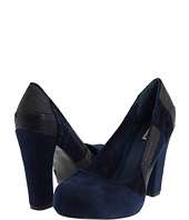 navy pumps” 