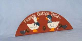 WOODEN GOOSE WALL PLAQUE   KEY HOLDER  