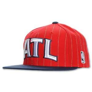  REEBOK ONFIELD Reebok NBA Atlanta Hawks Flat Bill Snapback Hat 