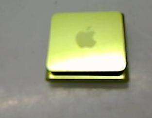 Apple iPod shuffle 4th Generation Green (2 GB) (Latest Model 