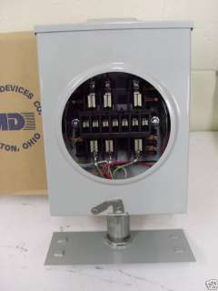 METER DEVICES MD METER SOCKET 3 PHASE 4 WIRE 480 VOLTS  