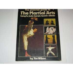  Pictorial Guide to the Martial Arts (Golden Hands 