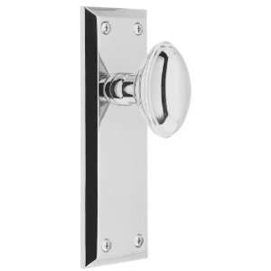   Fifth Avenue Door Set With Eden Prairie Knobs Privacy Polished Chrome