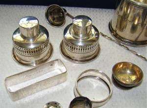 SCRAP/RESELL LOT SOLID STERLING SILVER/238 grams~7.65 troy ounces 