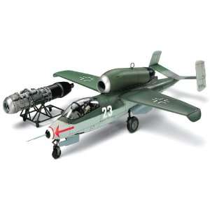  Tamiya 1/48 Heinkel HE162 A2 Salamander Toys & Games