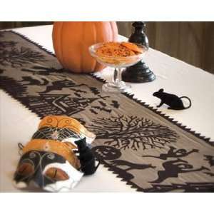 Spooky Hollow Table Lace 