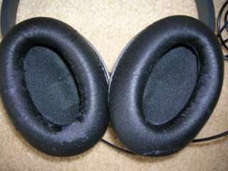   QuietComfort Acoustic Noise Cancelling Headphones & Case QUIET COMFORT