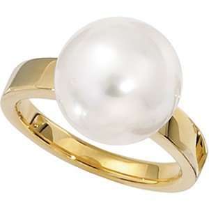   Pearl Ring expertly set in 14 karat Yellow Gold for SALE(6) Jewelry