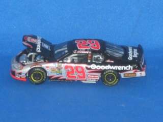 2005 KEVIN HARVICK #29 GM GOODWRENCH RCCA HO CAR 164 c321  