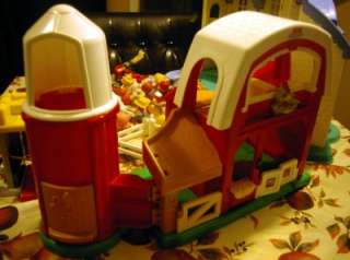 FISHER PRICE HUGE LITTLE PEOPLE LOT HOUSE, CARWASH, FARM  