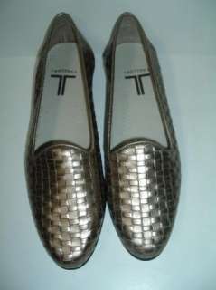 TROTTERS Woven Flats right shoe 8.5 left shoe 7.5 NEW  