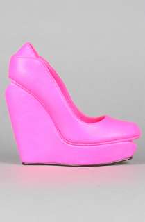 Senso Diffusion The Agnes Shoe in Neon Pink  Karmaloop   Global 