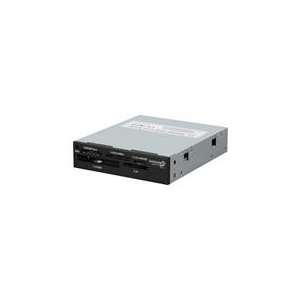  Koutech IO RCM330 Multi in 1 USB 3.0 SuperSpeed Front 