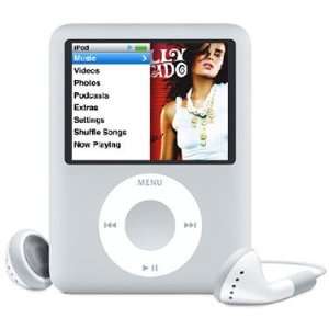  Apple 4GB iPod nano   Silver  Players & Accessories