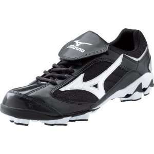  Molded Cleats   Size 7.5   Molded Baseball Cleats