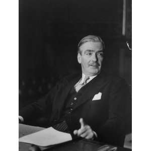  English Statesman Anthony Eden at His Desk Giving 
