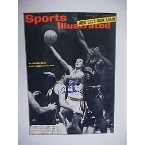 Gail Goodrich Autographed March 29, 1965 Sports Illustrated Magazine 
