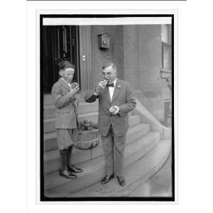   Historic Print (L) Secty. Henry C. Wallace, 8/16/21
