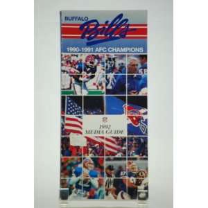   Jim Kelly / Coach Marv Levy   New   Never Read   Out of Print