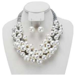  Silver Plated Faux Pearl Necklace and Earring Set 