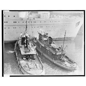  Tugboats,Eugene Moran,William Tracy,NY harbor,Caronia 